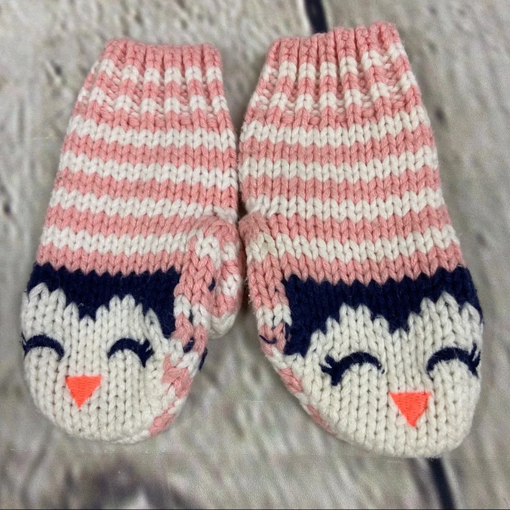 4/$25 Gap knit striped hat and mittens bundle